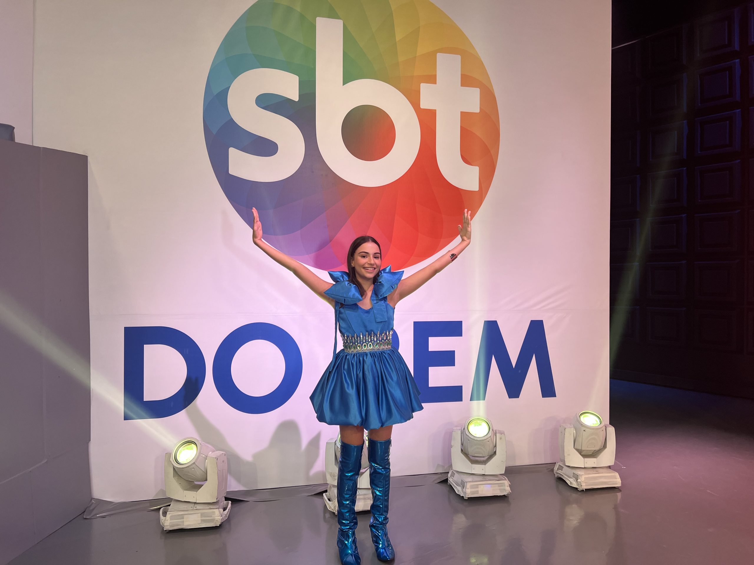 Prodígio Apresentadora Laluche do SBT  com apenas 11 anos se destaca pelo segundo ano consecutivo no Teleton 2023 