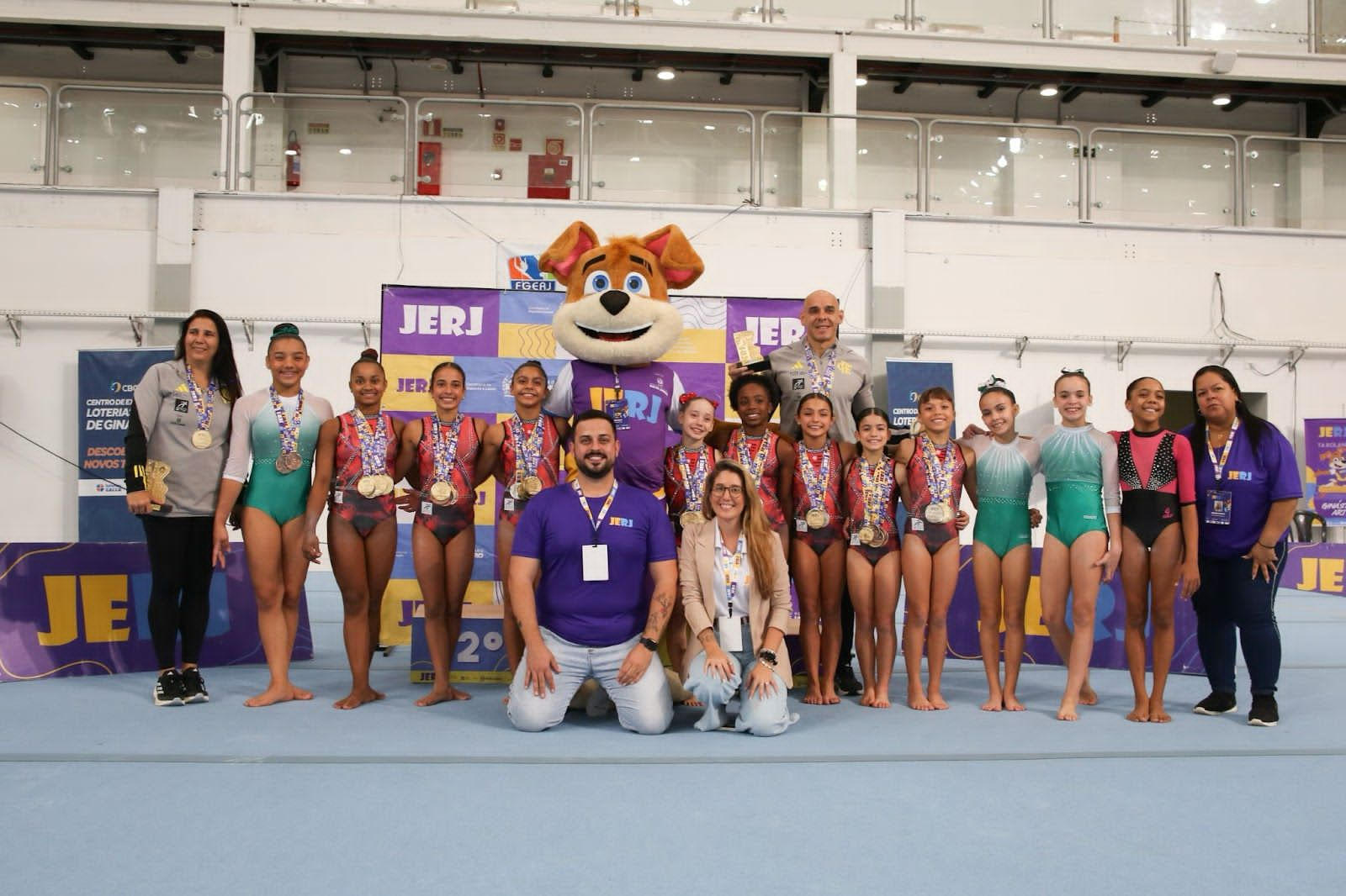 Ginastas de escola pública são classificadas para representar o Rio de Janeiro nacionalmente