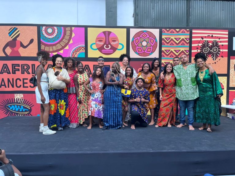 Bridge, iniciativa da The African Pride, traz jovens negros ao Espaço Africanidades no Festival do Leitor 