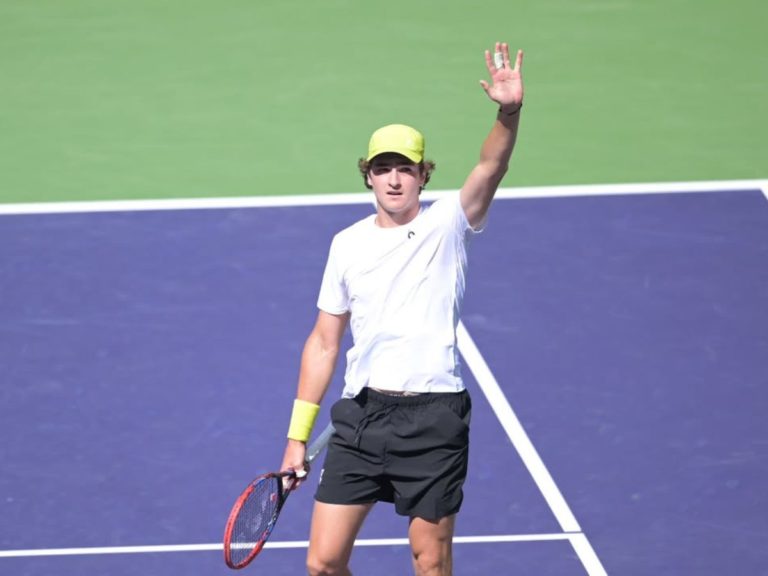 João Fonseca vence na estreia do Masters 1000 de Miami e avança para enfrentar francês Ugo Humbert