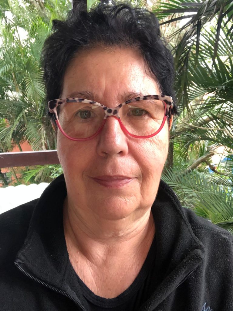 Flávia Fernandes encanta o público carioca em exposição no Rio