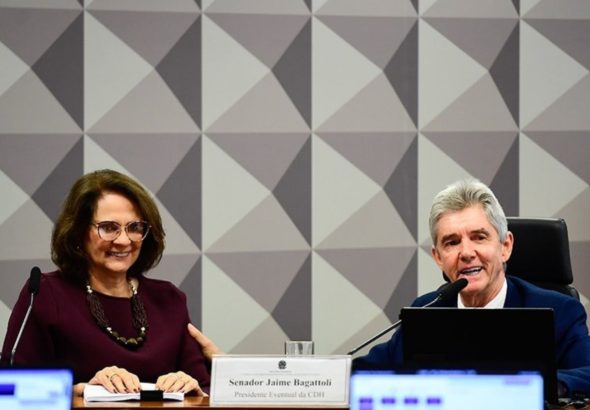 Nas Redes e no Congresso: A Batalha pela Transparência no Universo dos Influenciadores Digitais