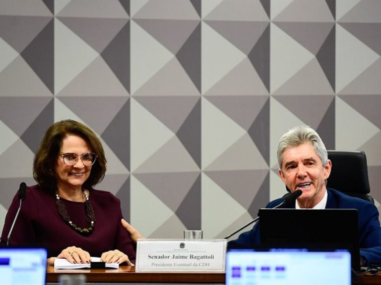 Nas Redes e no Congresso: A Batalha pela Transparência no Universo dos Influenciadores Digitais