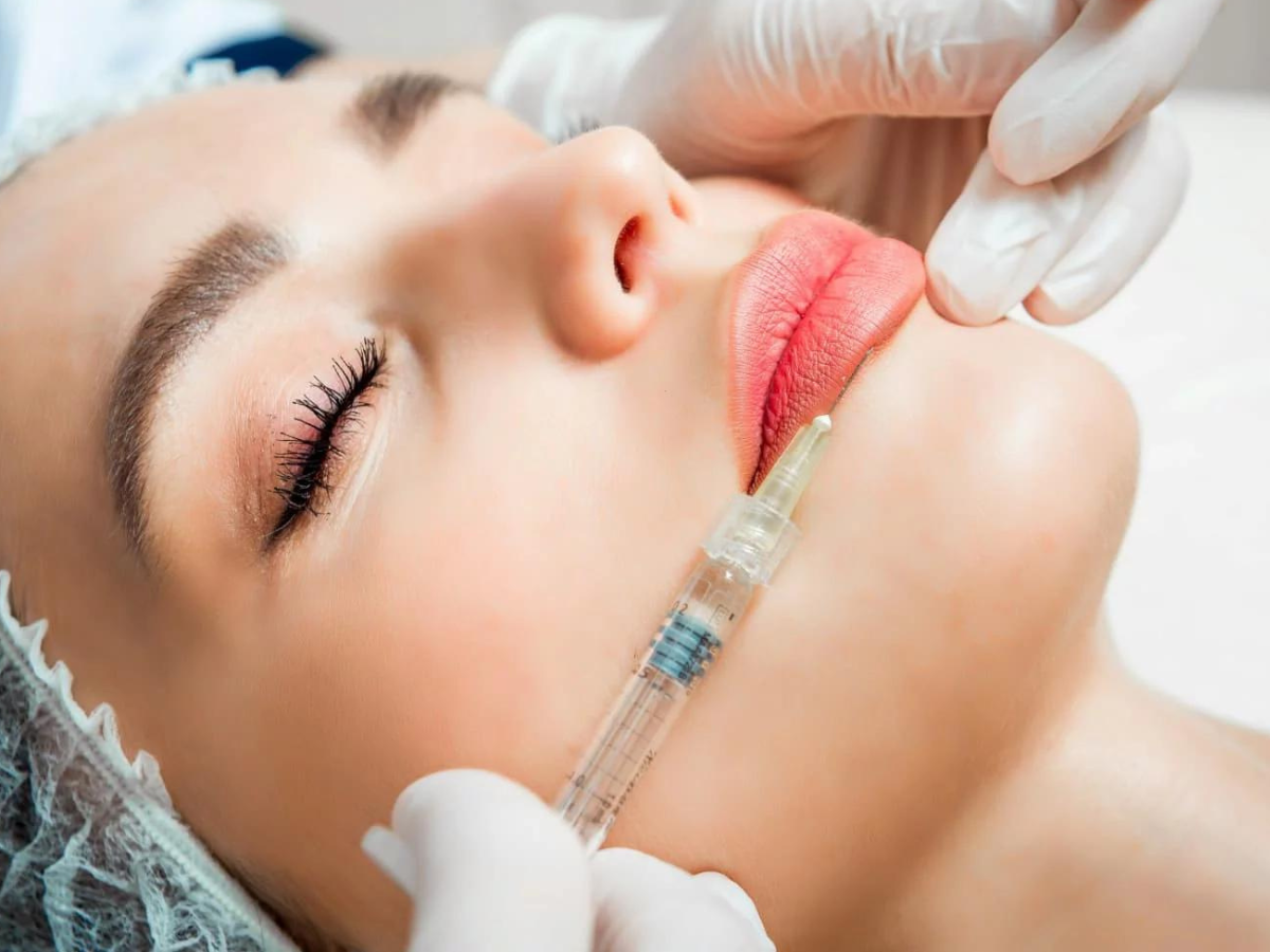 Estética em Debate: Congresso se Divide sobre Quem Está Legalmente Habilitado para Procedimentos