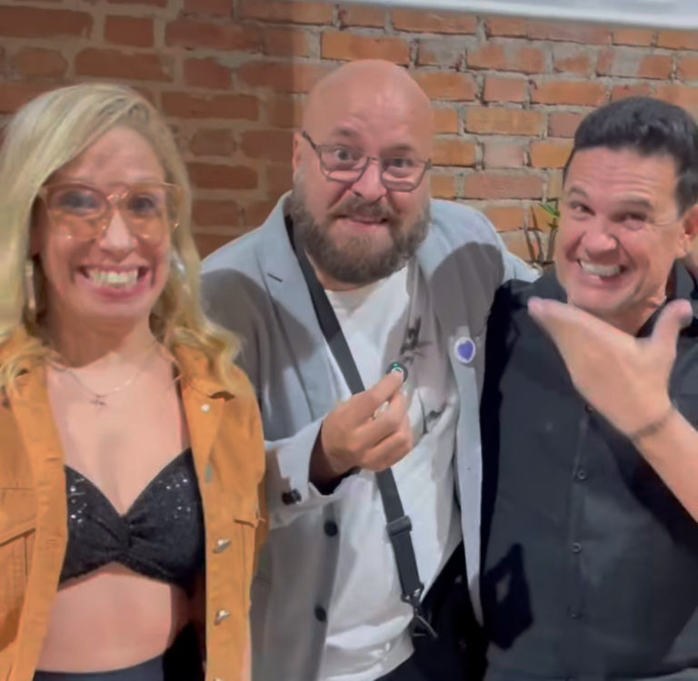 “CASOU FERROU” CHEGA AO TEATRO MIGUEL FALABELLA DIA 26/12